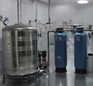 محطة تحلية فائقة النقاء لمعامل الأدوية وفق معايير USP